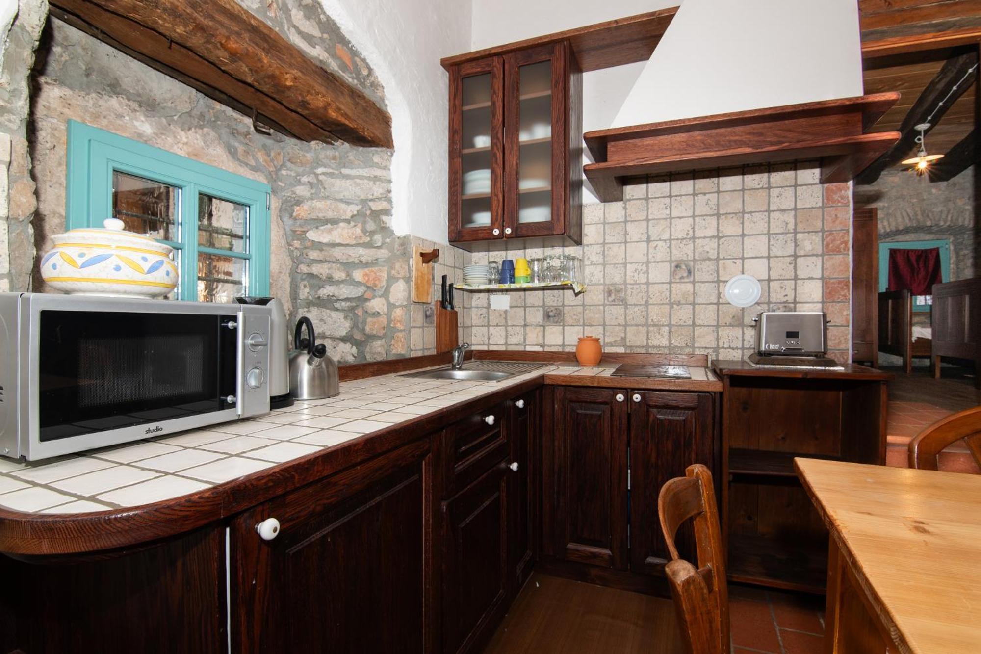 Apartments Valentinus 1800 Sežana Εξωτερικό φωτογραφία