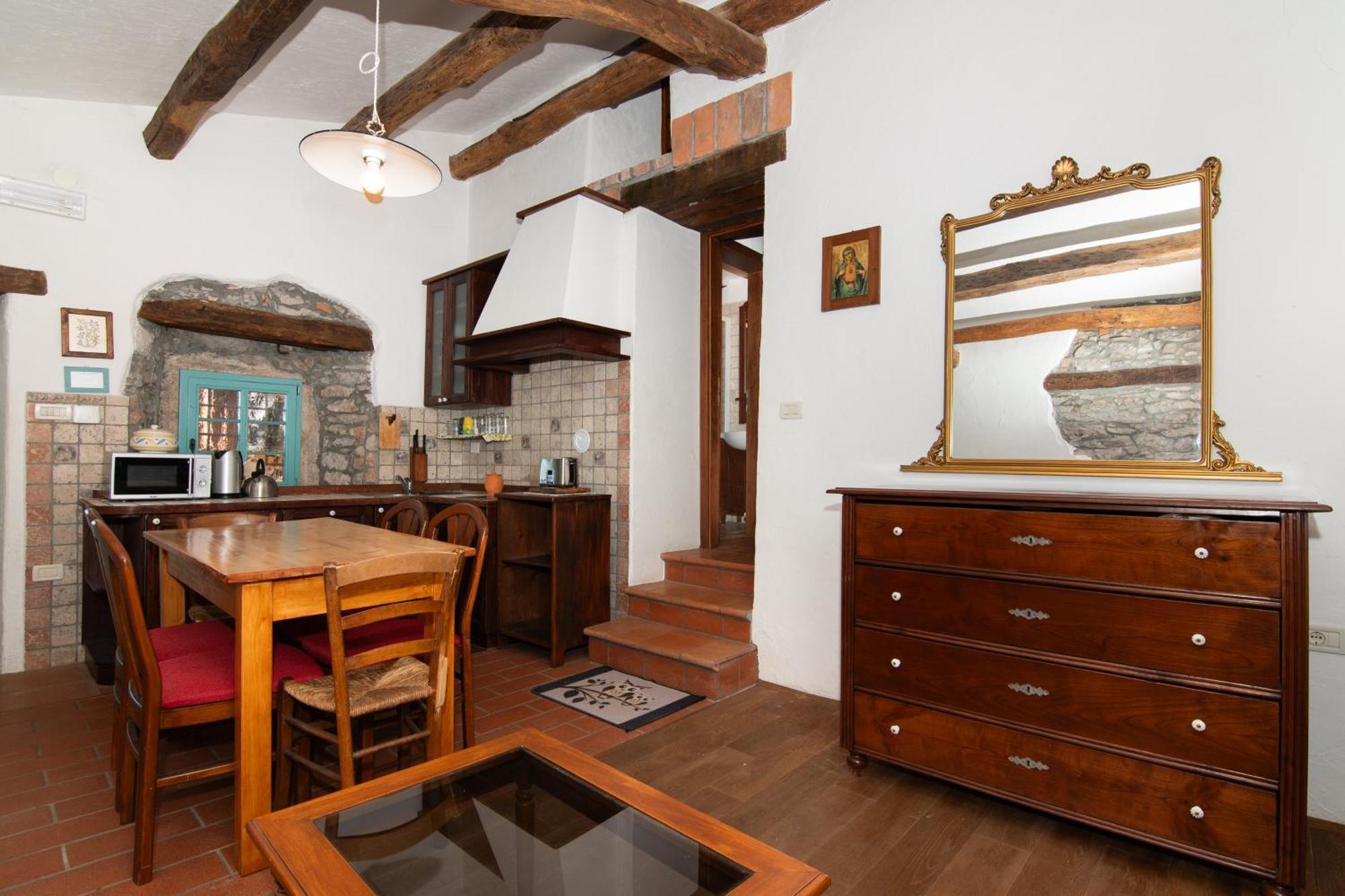 Apartments Valentinus 1800 Sežana Εξωτερικό φωτογραφία